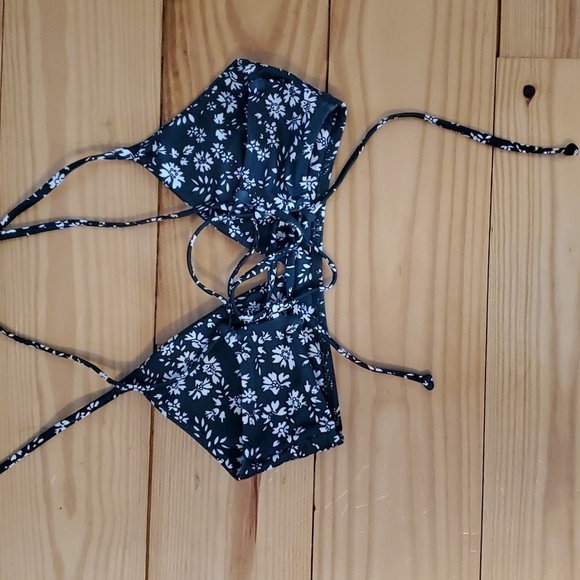 Shein Bikini Tops - Picture 2 of 2